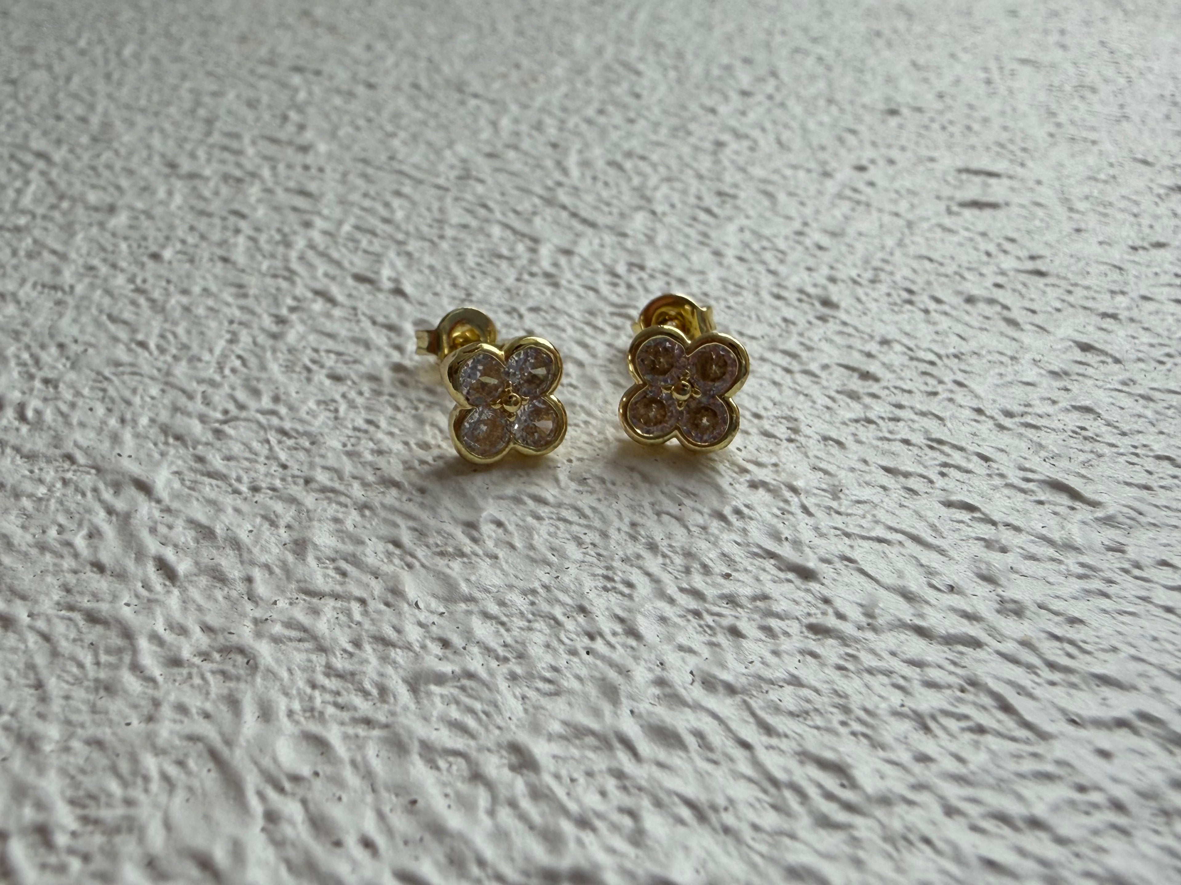 Flowers Studs