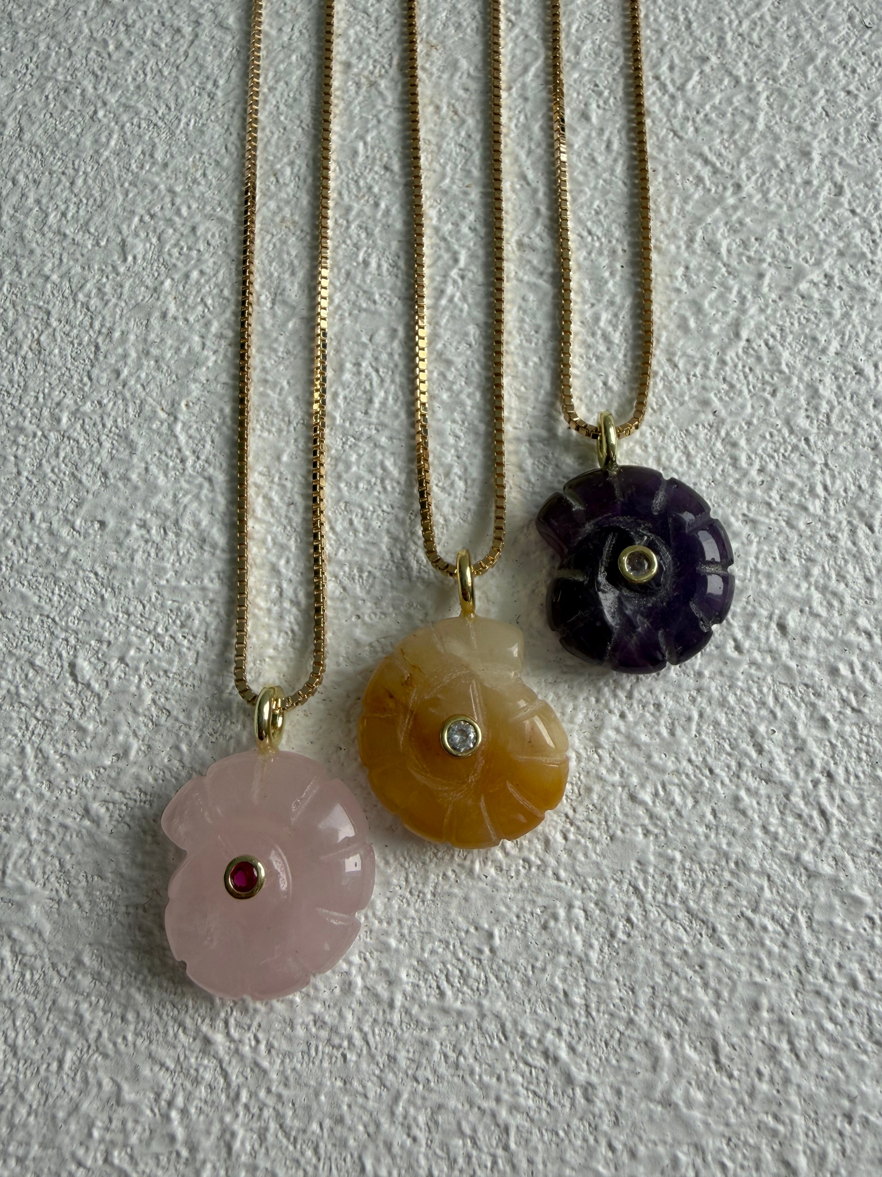 Caracola Necklace