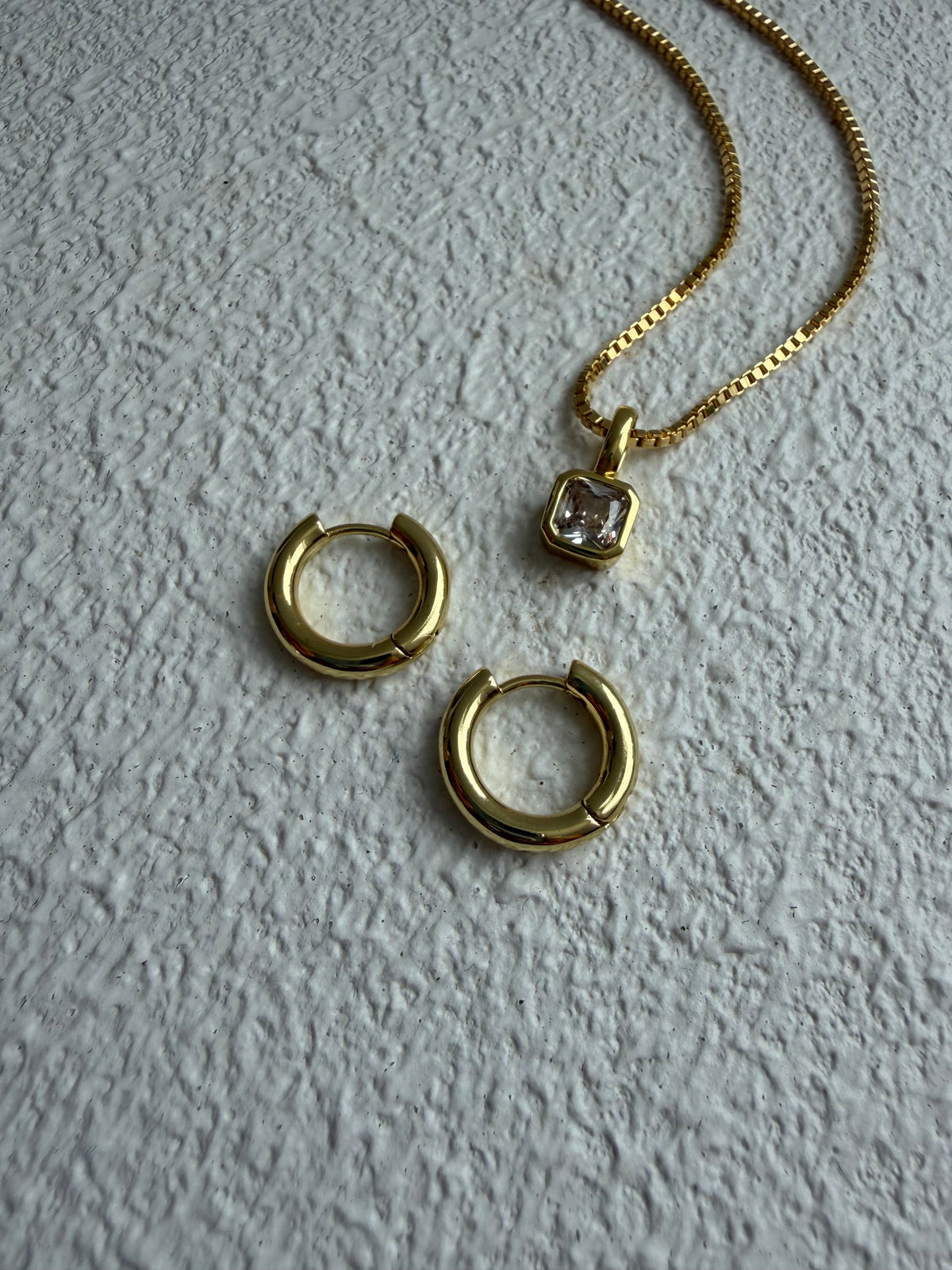 Odette Hoops