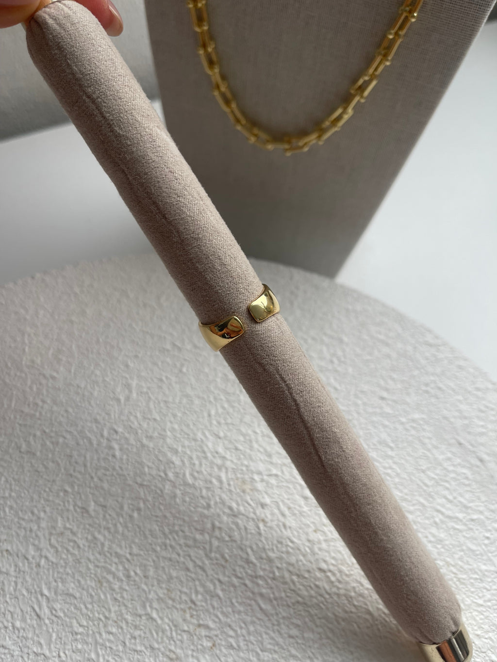 Cross Bold Ring
