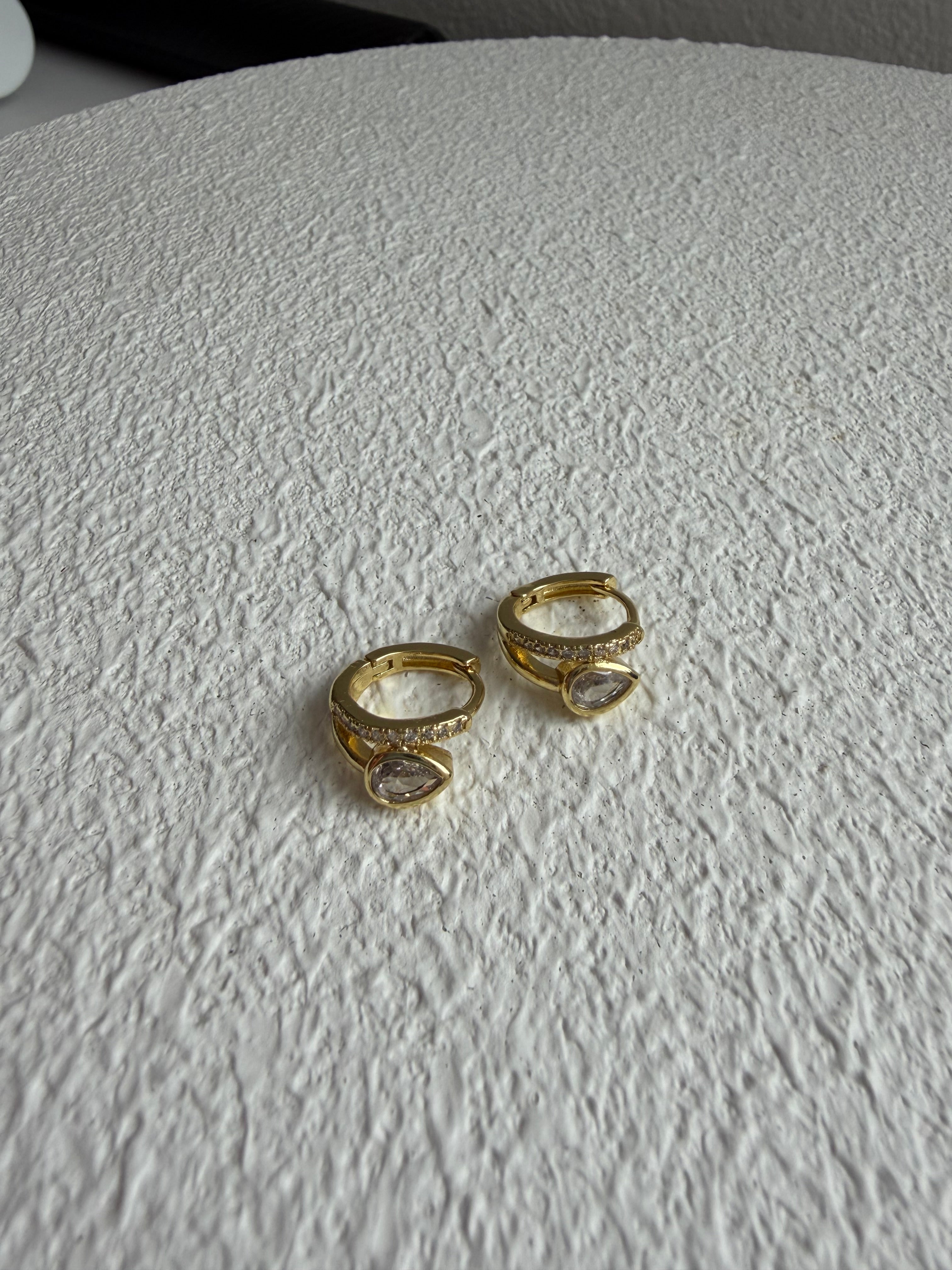 Mónika Hoops