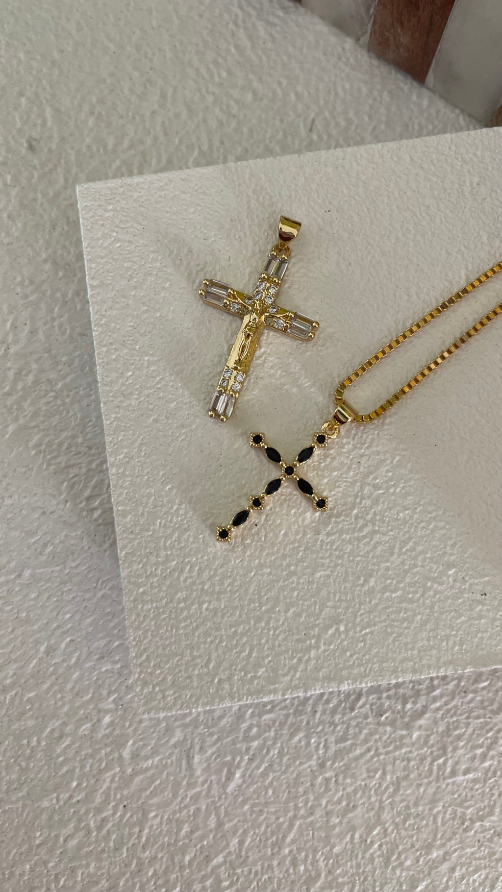 Ximena Cross